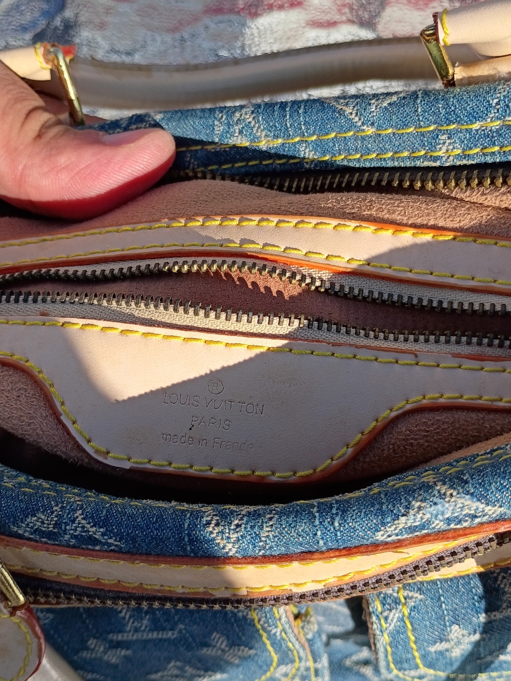 Vintage Louis Vuitton Purse - Picture 6 of 9